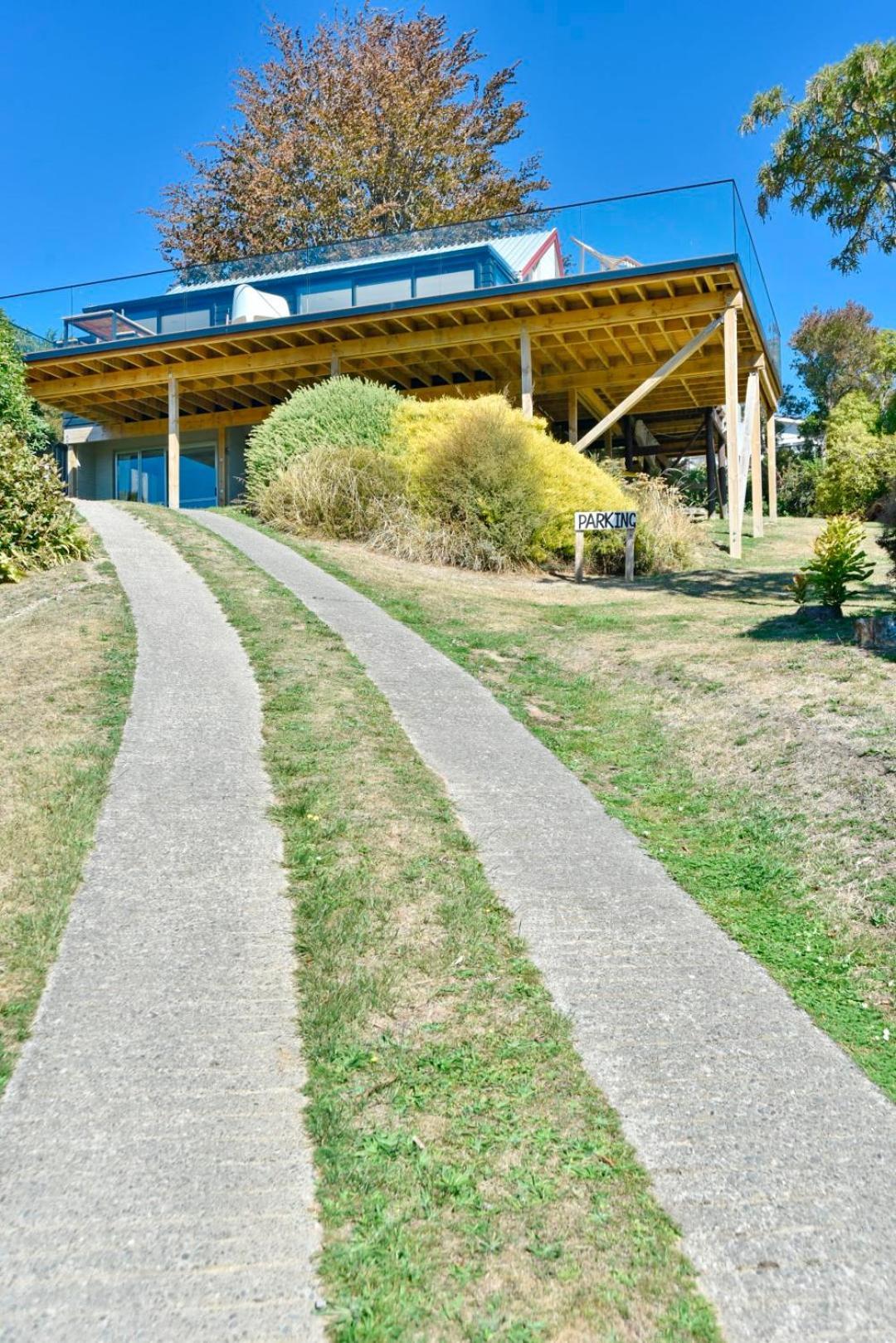Akaroa Harbour View - Christchurch Holiday Homes Экстерьер фото