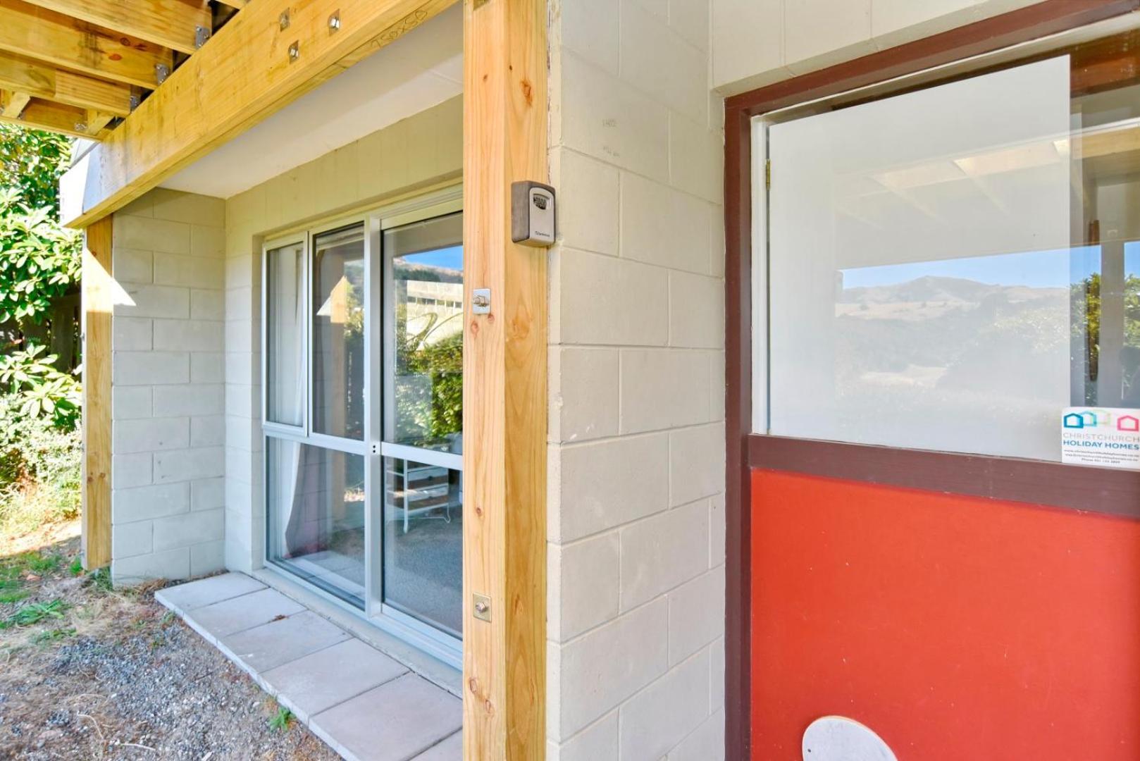 Akaroa Harbour View - Christchurch Holiday Homes Экстерьер фото