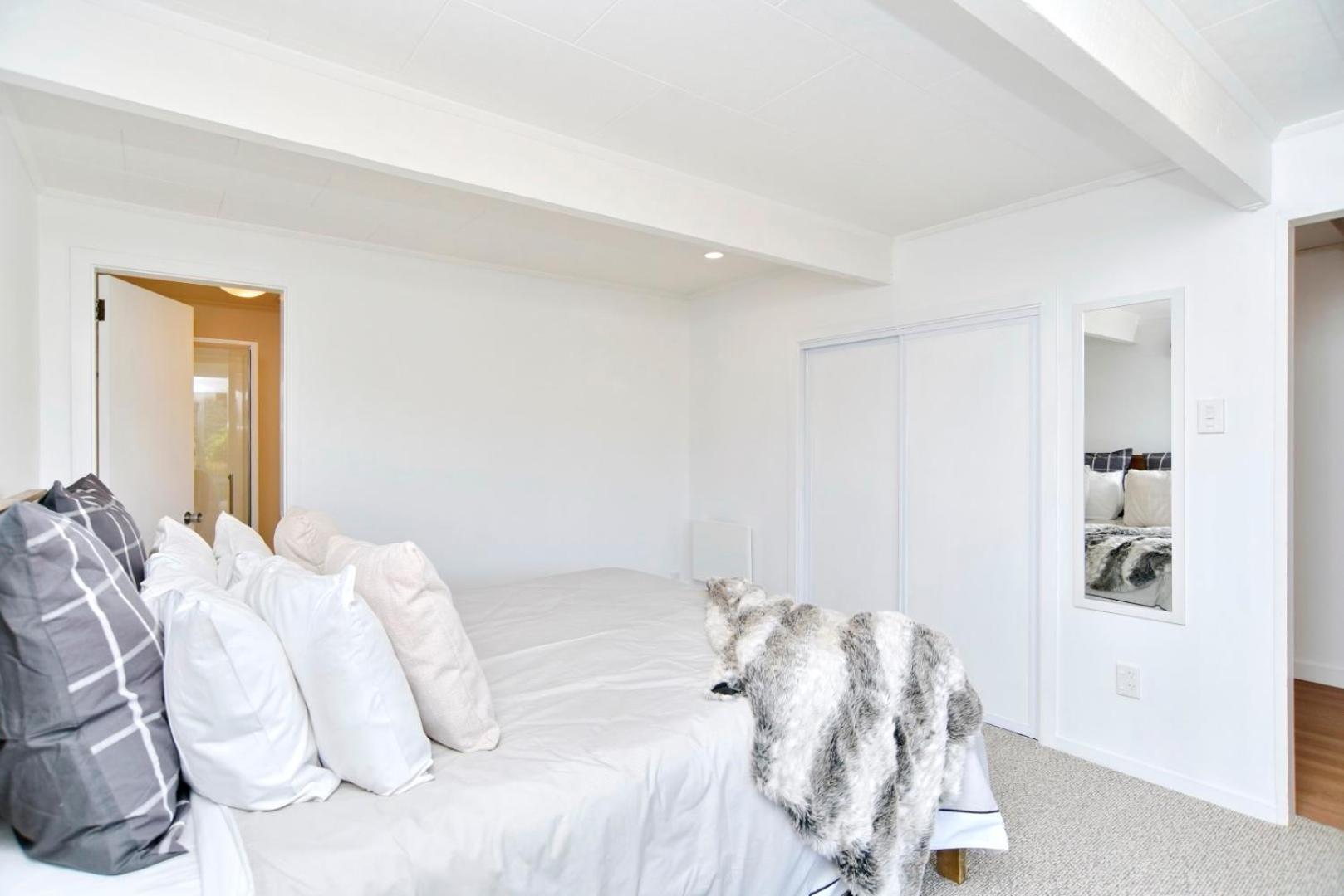 Akaroa Harbour View - Christchurch Holiday Homes Экстерьер фото