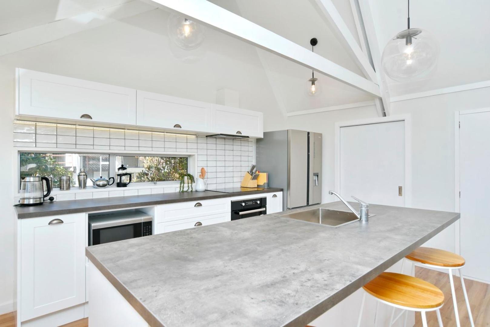 Akaroa Harbour View - Christchurch Holiday Homes Экстерьер фото