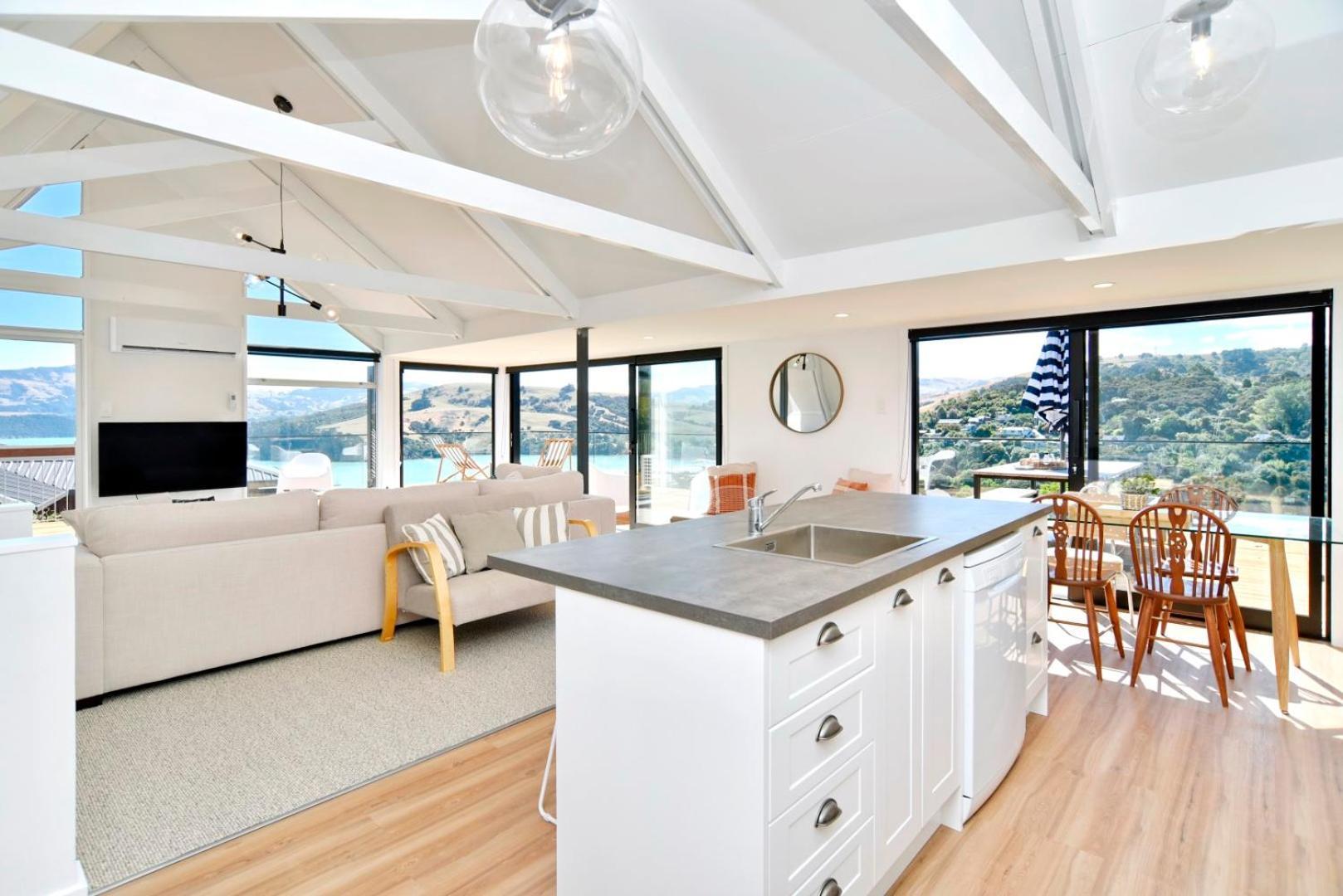 Akaroa Harbour View - Christchurch Holiday Homes Экстерьер фото