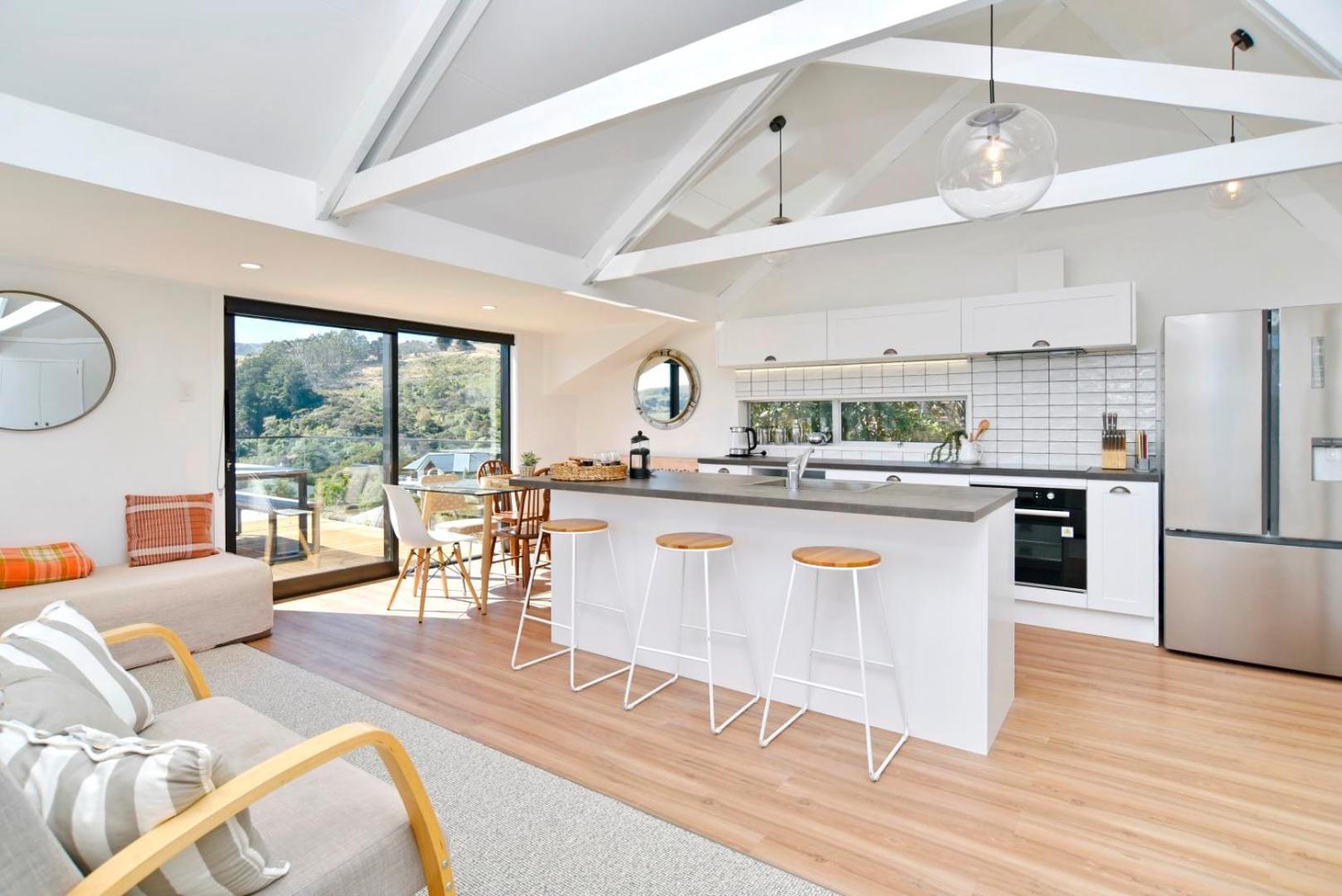 Akaroa Harbour View - Christchurch Holiday Homes Экстерьер фото